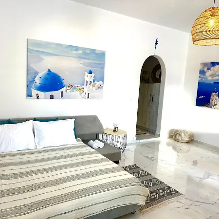 Daire Santana Perivolos (Santorini)